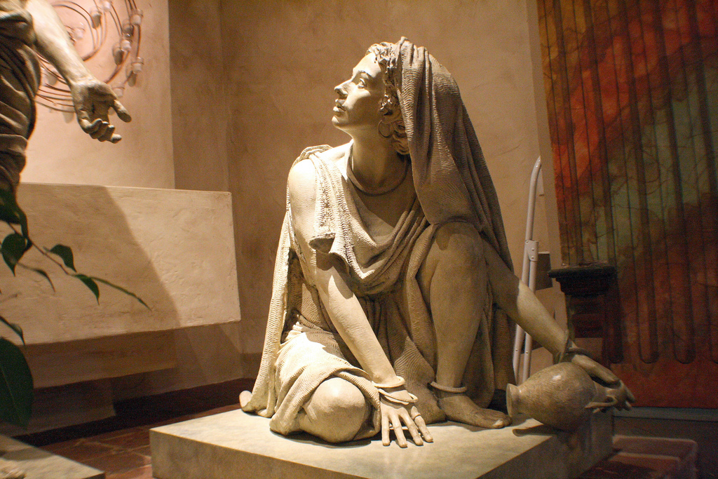 Mary Magdalene looking to the Risen Christ
